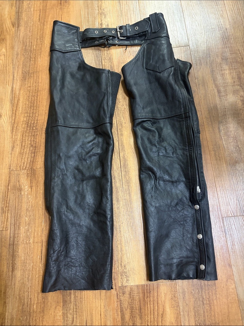 Interstate leather Black Leather Chaps Classic Biker Style size small